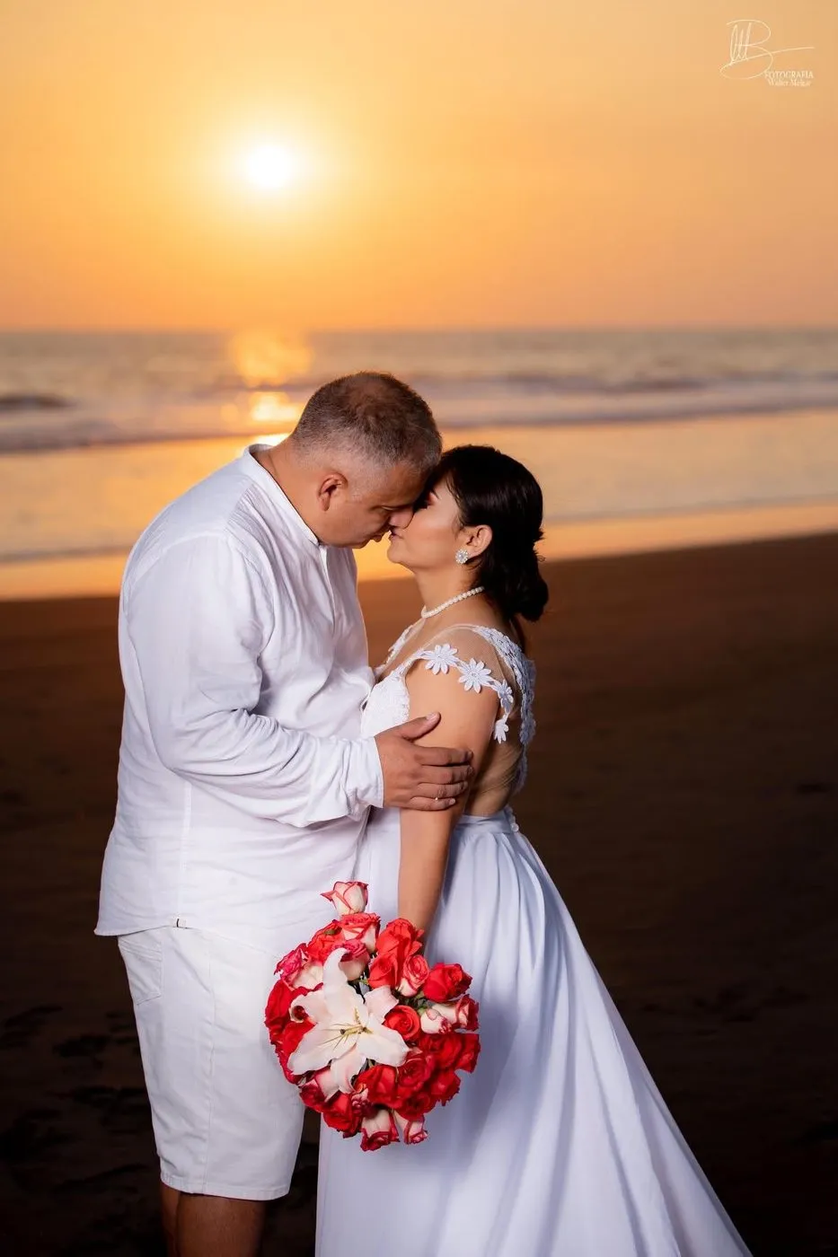 Pareja al atardecer